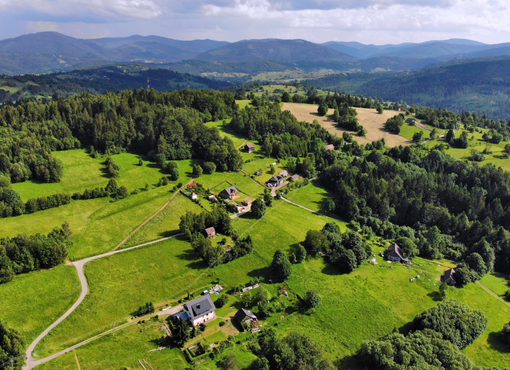 Ponad 100-letnie domy w Łostówce! 🍃